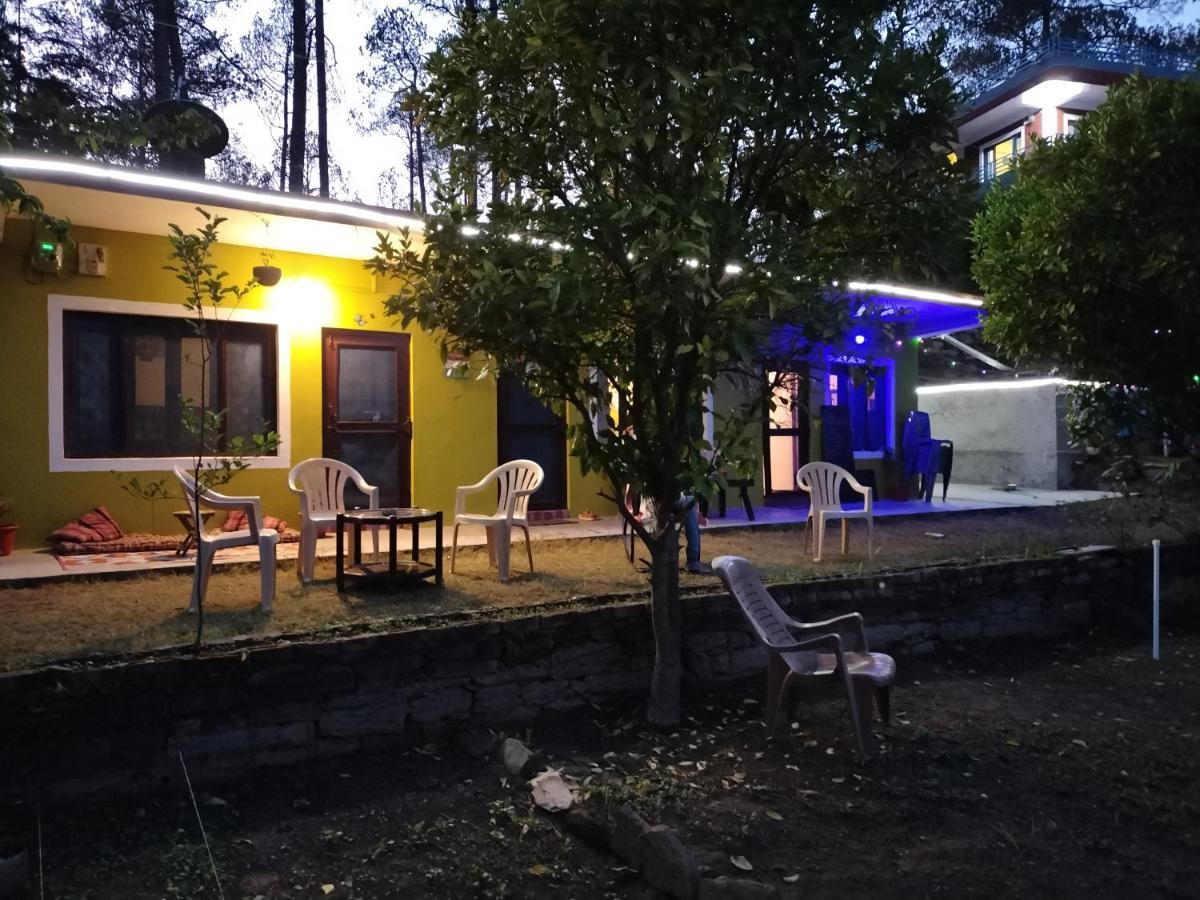 Le Jardin Almora Hotel Exterior photo